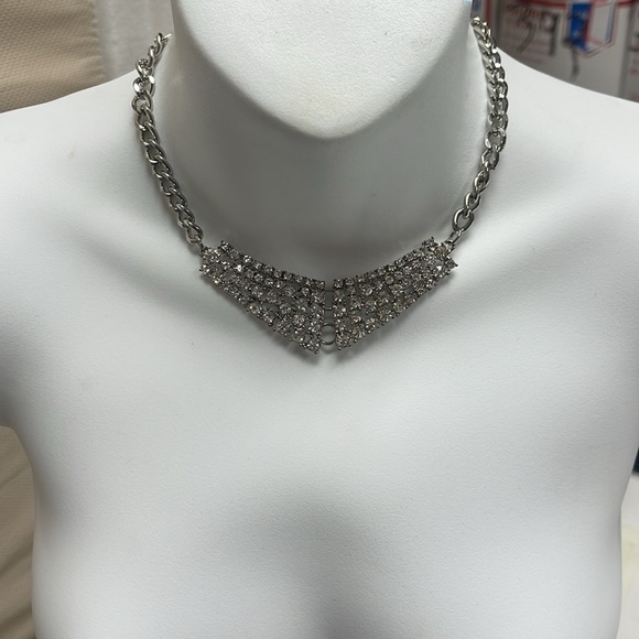 NWT Guess/Marciano Necklace - Picture 2 of 5